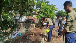 PENGHIJAUAN KEMBALI DI LAPANGAN SENTYAKI BERSAMA SMK MUHAMMADIYAH 1 SEMARANG