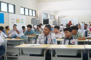 Serunya MPLS Hari Kedua di SMK Mutusmart